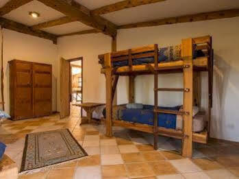 Pilliga Pottery Creative Farm stay *